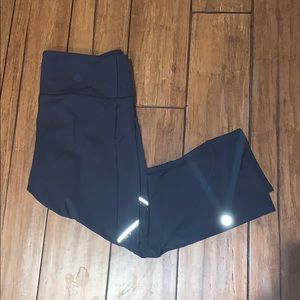 Crop Navy blue lululemon leggings